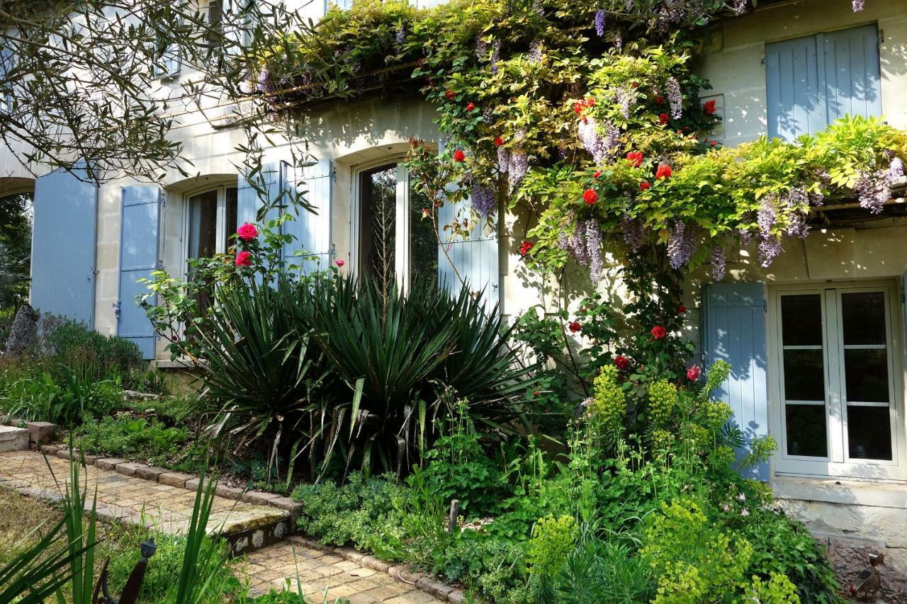 Les Jardins De Camelot Bed & Breakfast Villegouge Dış mekan fotoğraf